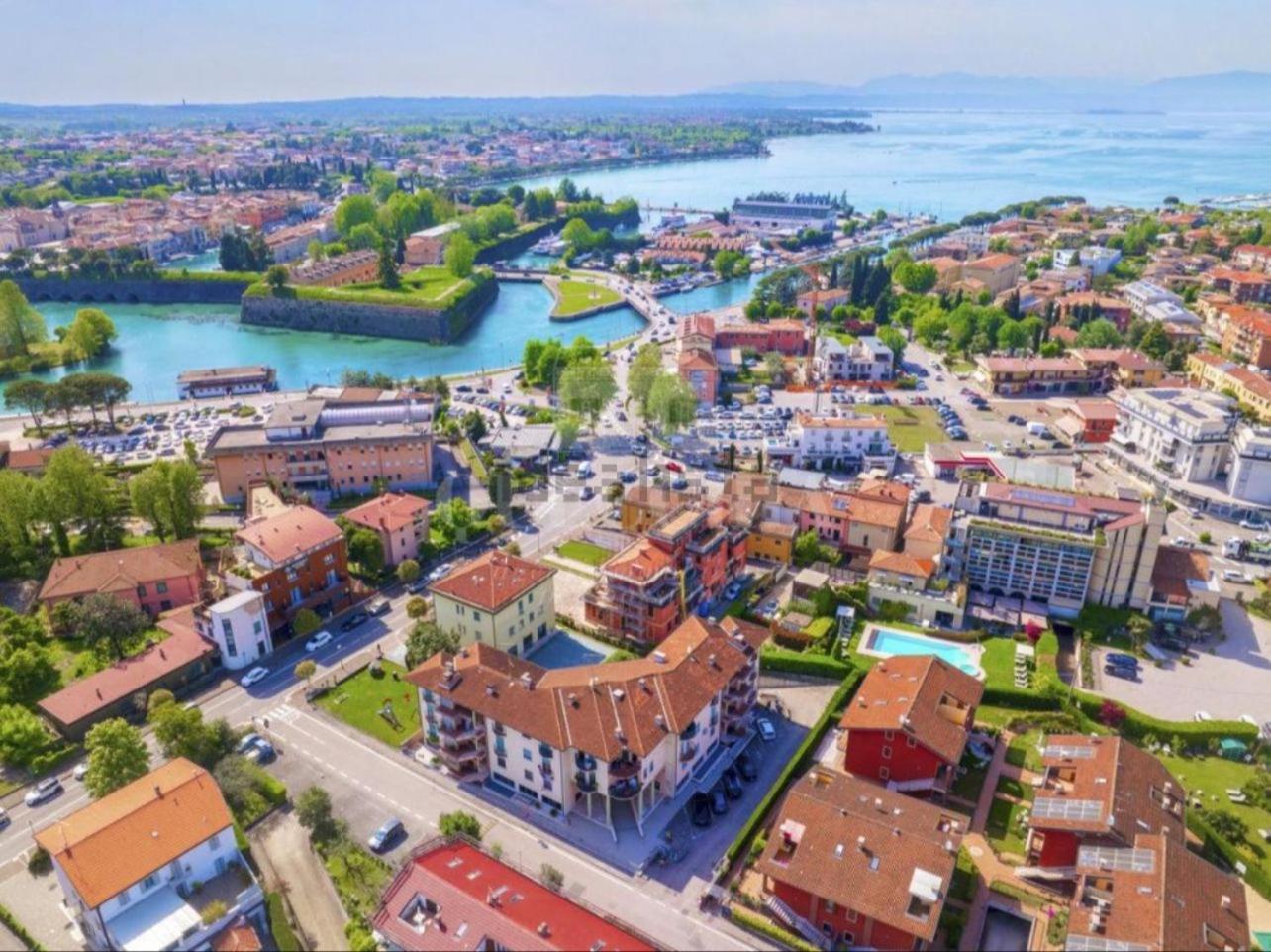 Апартаменты Roka House Пескьера-дель-Гарда Экстерьер фото
