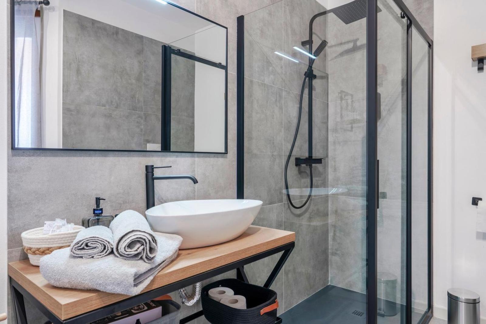 Апартаменты Roka House Пескьера-дель-Гарда Экстерьер фото